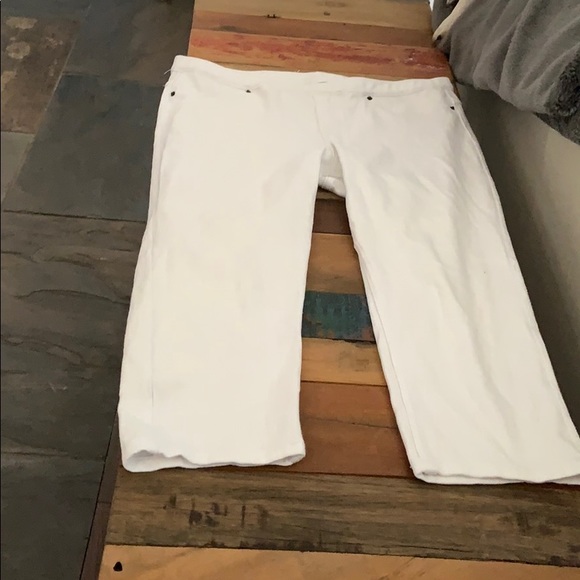 Cleaning out closet - Picture 1 of 3